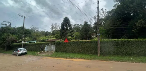 Fazenda / Sítio / Chácara com 3 Quartos à venda, 200m² no Centro de Ouro Fino Paulista, Ribeirão Pires