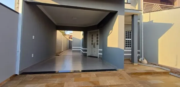 Sobrado com 3 Quartos à venda, 178m² no Vila José Kalil Aun, Cosmópolis
