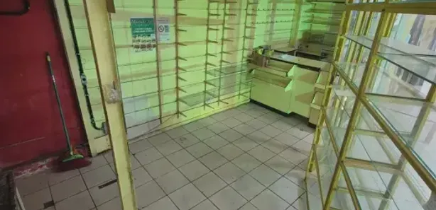 Loja / Salão / Ponto Comercial à venda, 26m² no Centro, Nilópolis