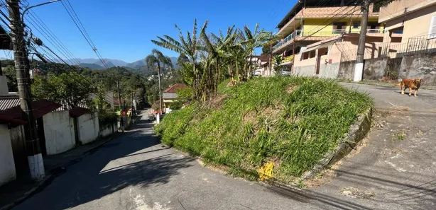 Terreno / Lote / Condomínio à venda, 430m² no Independência, Petrópolis