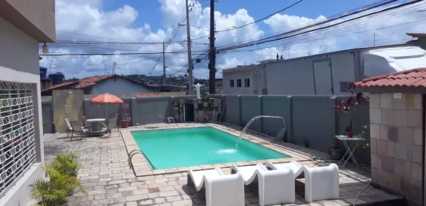 Casa com 5 Quartos à venda, 300m² no , Moreno