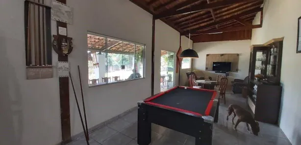 Fazenda / Sítio / Chácara com 3 Quartos à venda, 200m² no Estância Lago Azul (Ártemis), Piracicaba