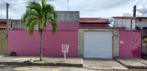 Casa com 3 Quartos para alugar, 85m² no Monte Castelo, Parnamirim