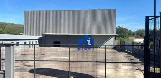 Galpão / Depósito / Armazém para alugar, 1680m² no Universitário, Sete Lagoas