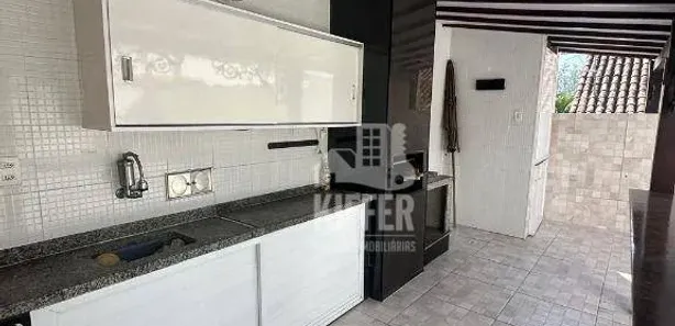 Casa de Condomínio com 3 Quartos para alugar, 380m² no Maria Paula, Niterói