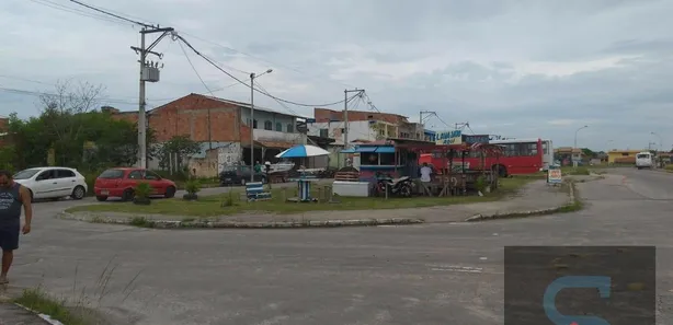 Galpão / Depósito / Armazém à venda, 1080m² no Jardim Esperança, Cabo Frio