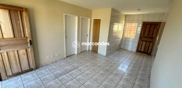 Casa com 2 Quartos para alugar, 45m² no Gralha Azul, Fazenda Rio Grande