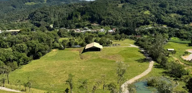 Fazenda / Sítio / Chácara à venda, 250000m² no Vargem Grande, Águas Mornas
