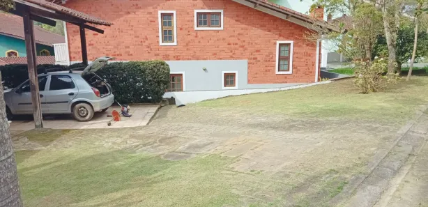 Casa de Condomínio com 3 Quartos para alugar, 100m² no Perovê, Embu das Artes