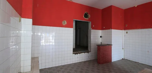 Prédio Inteiro à venda, 167m² no Pernambués, Salvador