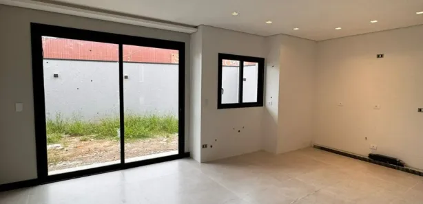 Casa de Condomínio com 3 Quartos à venda, 172m² no Campo Pequeno, Colombo