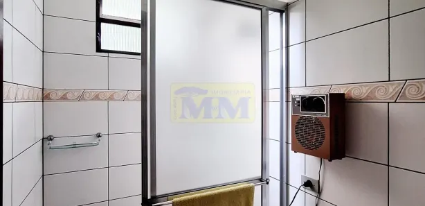 Fazenda / Sítio / Chácara com 3 Quartos à venda, 200m² no Jardim Paulista, Campina Grande do Sul