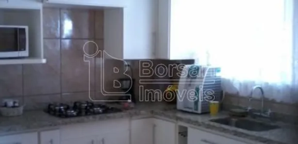 Sobrado com 4 Quartos à venda, 249m² no Centro, Araraquara