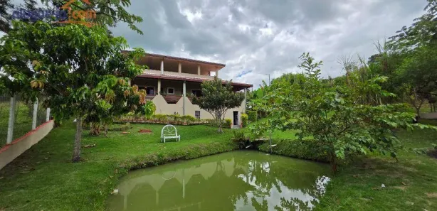Fazenda / Sítio / Chácara com 3 Quartos à venda, 222m² no Roseirinha, Caçapava