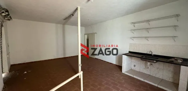 Loja / Salão / Ponto Comercial à venda, 100m² no Amoroso Costa, Uberaba