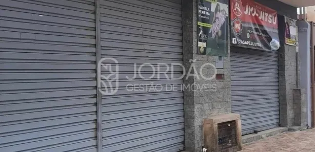 Loja / Salão / Ponto Comercial à venda, 180m² no Coelho, São Gonçalo
