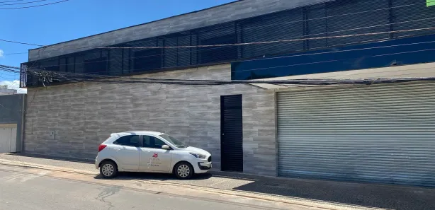Galpão / Depósito / Armazém com 1 Quarto para alugar, 240m² no Setor Habitacional Vicente Pires - Trecho 3, Brasília