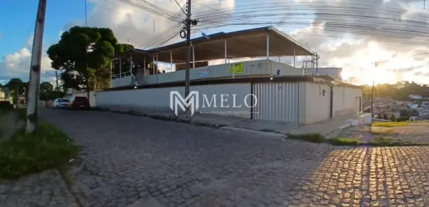 Sobrado com 4 Quartos à venda, 190m² no Cajueiro, Recife