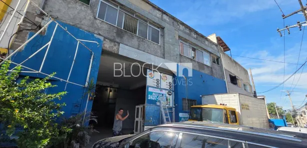 Galpão / Depósito / Armazém para alugar, 360m² no Ramos, Rio de Janeiro