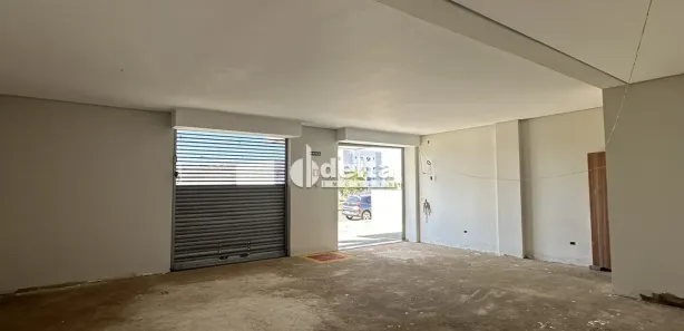 Loja / Salão / Ponto Comercial à venda, 74m² no Novo Mundo, Uberlândia