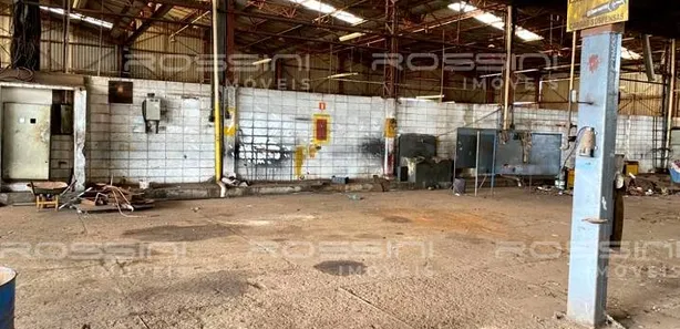 Loja / Salão / Ponto Comercial para venda ou aluguel, 6590m² no , Serrana