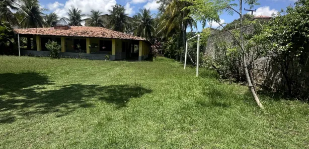 Fazenda / Sítio / Chácara com 3 Quartos para venda ou aluguel, 2033m² no Jangurussu, Fortaleza