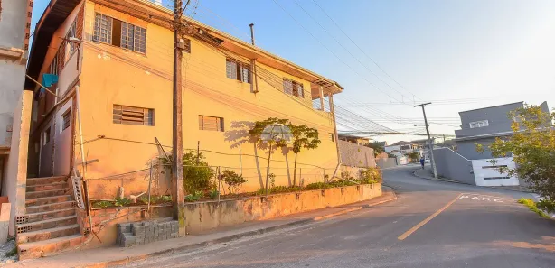Sobrado com 3 Quartos à venda, 300m² no Vila Gilcy, Campo Largo