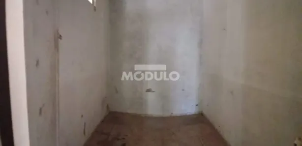 Galpão / Depósito / Armazém à venda, 190m² no Daniel Fonseca, Uberlândia