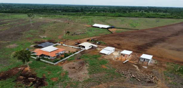 Fazenda / Sítio / Chácara com 3 Quartos à venda, 160m² no , Lagoa da Confusão