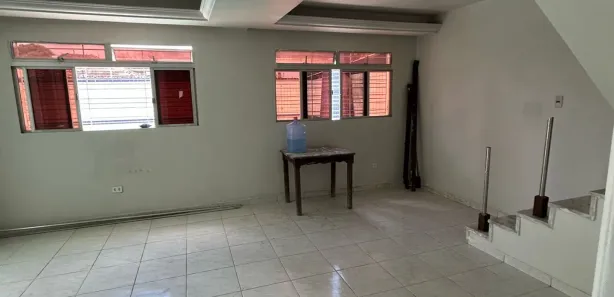 Casa com 5 Quartos para venda ou aluguel, 250m² no Campo Grande, Recife
