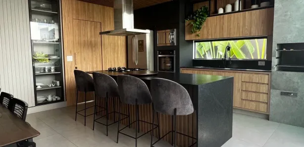 Casa de Condomínio com 4 Quartos à venda, 350m² no Papagaio, Feira de Santana