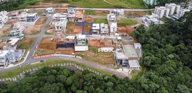 Terreno / Lote / Condomínio à venda, 300m² no Tanguá, Almirante Tamandaré