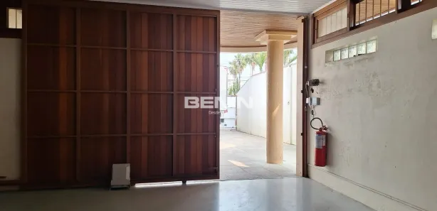 Sobrado com 3 Quartos à venda, 315m² no Centro, Canoas