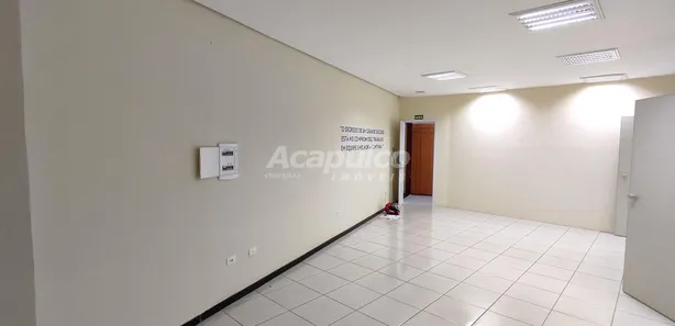 Conjunto Comercial / Sala para alugar, 61m² no Cidade Jardim I, Americana