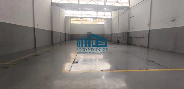 Galpão / Depósito / Armazém para alugar, 614m² no Conceição, Diadema