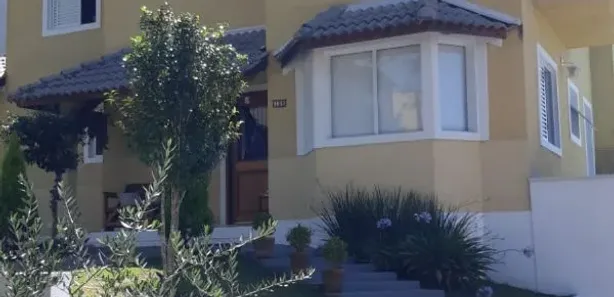 Casa de Condomínio com 3 Quartos à venda, 140m² no Jardim Rene, São Roque