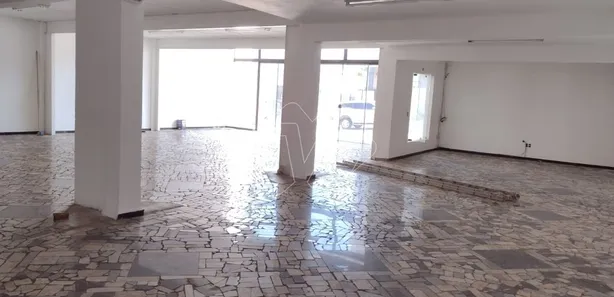 Loja / Salão / Ponto Comercial para alugar, 250m² no Centro, Araraquara