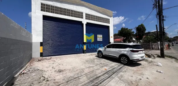Galpão / Depósito / Armazém para alugar, 275m² no Areias, Recife
