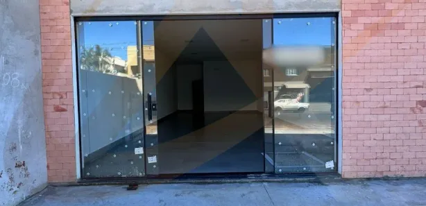 Loja / Salão / Ponto Comercial para alugar, 60m² no Jardim Petrópolis, Arapongas