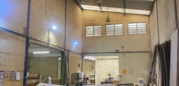 Galpão / Depósito / Armazém à venda, 587m² no Jardim Canadá, Nova Lima