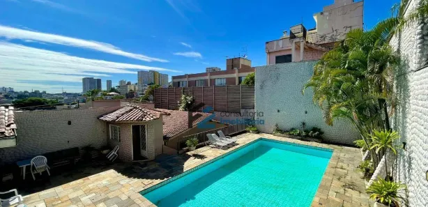 Sobrado com 4 Quartos para venda ou aluguel, 465m² no Centro, Diadema