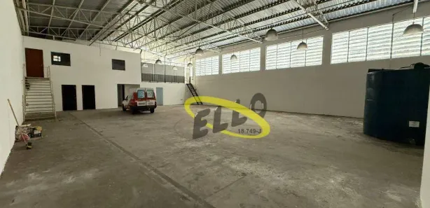 Galpão / Depósito / Armazém para alugar, 500m² no Jardim Torino, Cotia