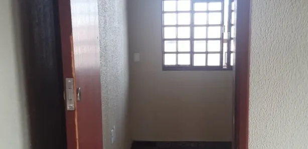 Casa com 8 Quartos à venda, 300m² no Riacho Fundo I, Brasília