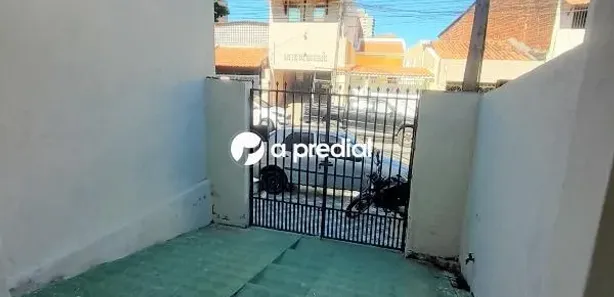 Casa com 3 Quartos para alugar, 170m² no José Bonifácio, Fortaleza