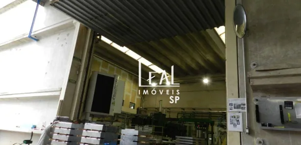 Galpão / Depósito / Armazém para venda ou aluguel, 1767m² no Parque das Rodovias, Lorena