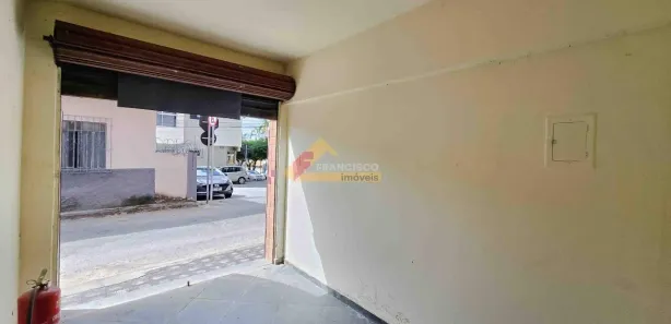 Loja / Salão / Ponto Comercial à venda, 16m² no Centro, Divinópolis
