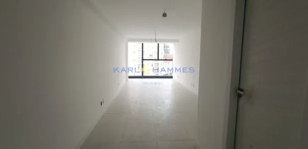 Conjunto Comercial / Sala à venda, 30m² no Centro, Petrópolis
