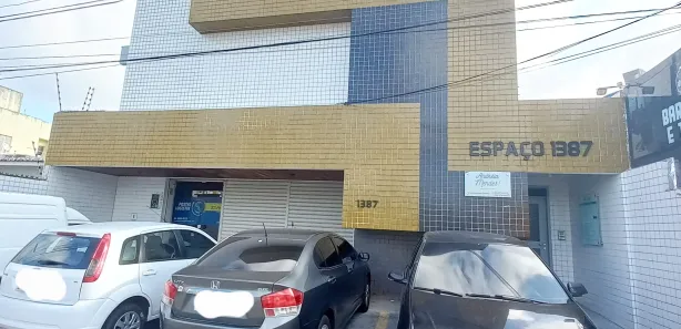 Loja / Salão / Ponto Comercial para alugar, 28m² no Lagoa Seca, Natal