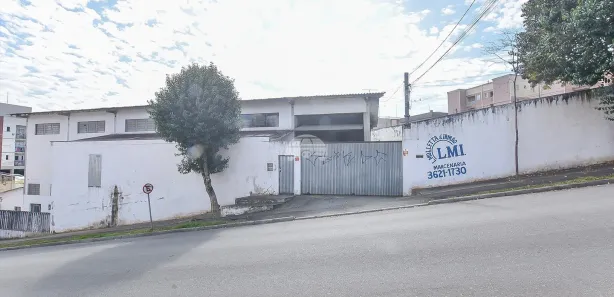 Galpão / Depósito / Armazém à venda, 910m² no Roça Grande, Colombo