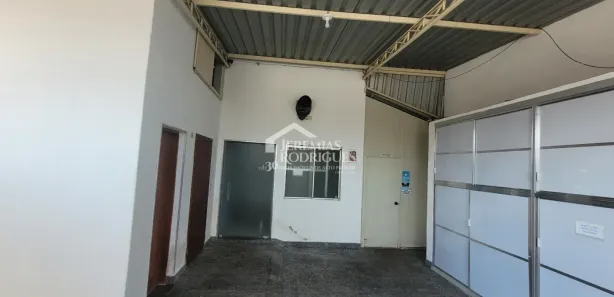 Prédio Inteiro para alugar, 360m² no Residencial Ouro Verde, Pindamonhangaba
